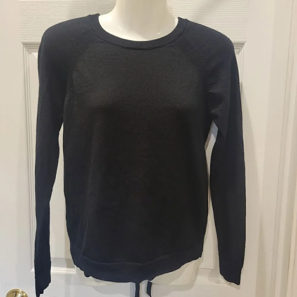 Lululemon Tied To You Sweater, size 4